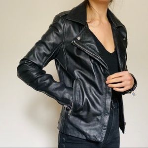 Authentic leather Zara moto jacket with zippers